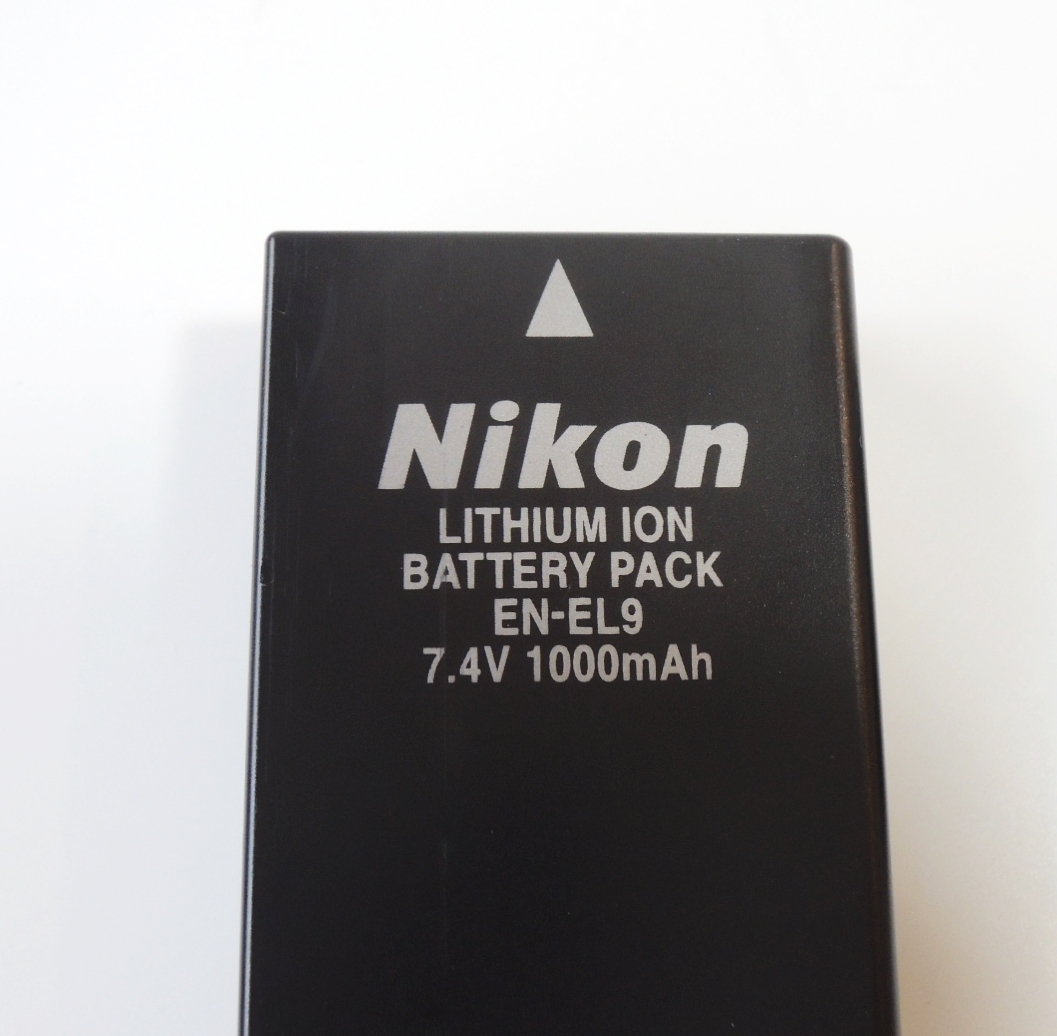 Nikon 純正品 EN-EL9 / 互換品 EN-EL9 計2個セット ニコン デジタル一眼用 Li-ion バッテリーの画像7