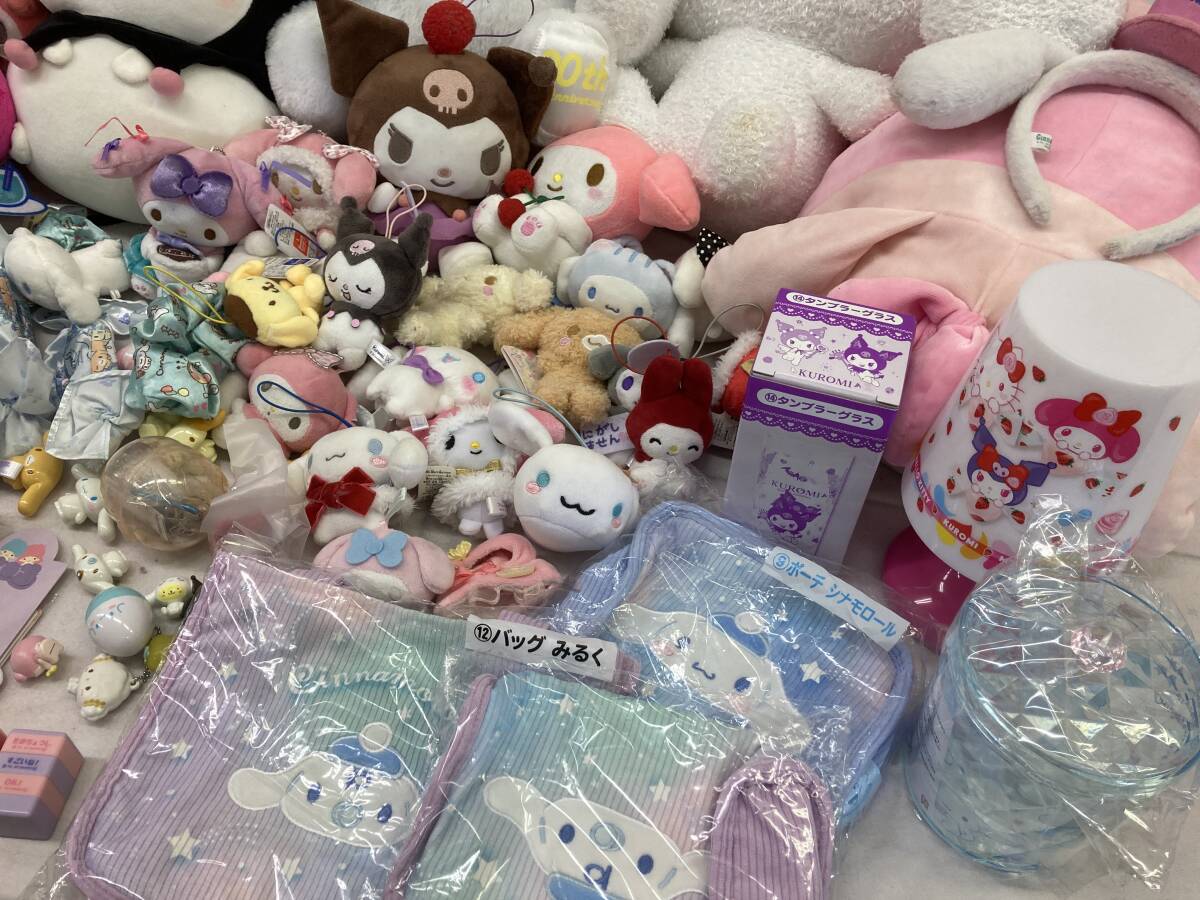 ★◆【ジャンク】サンリオ ぬいぐるみ グッズ 大量セット クロミ マイメロディ シナモロール 2個口160+100サイズ_画像8