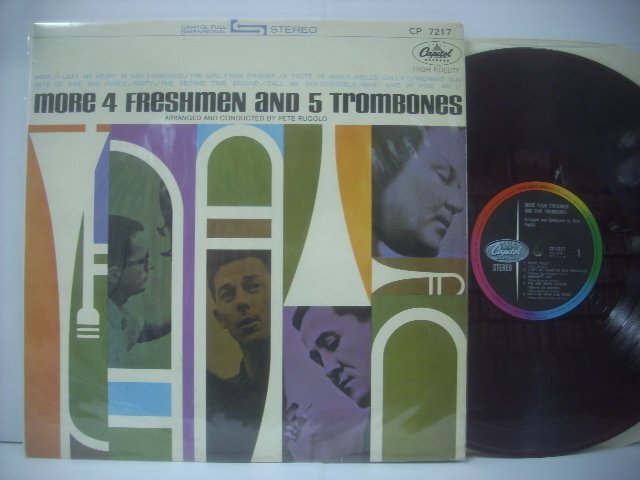 ■ 赤盤 LP 　モアフォア・フレッシュメンと5トロンボーンズ / MORE 4 FRESHMEN AND 5 TROMBONES 東芝音楽工業株式会社 CP-7217 ◇r60328_画像1