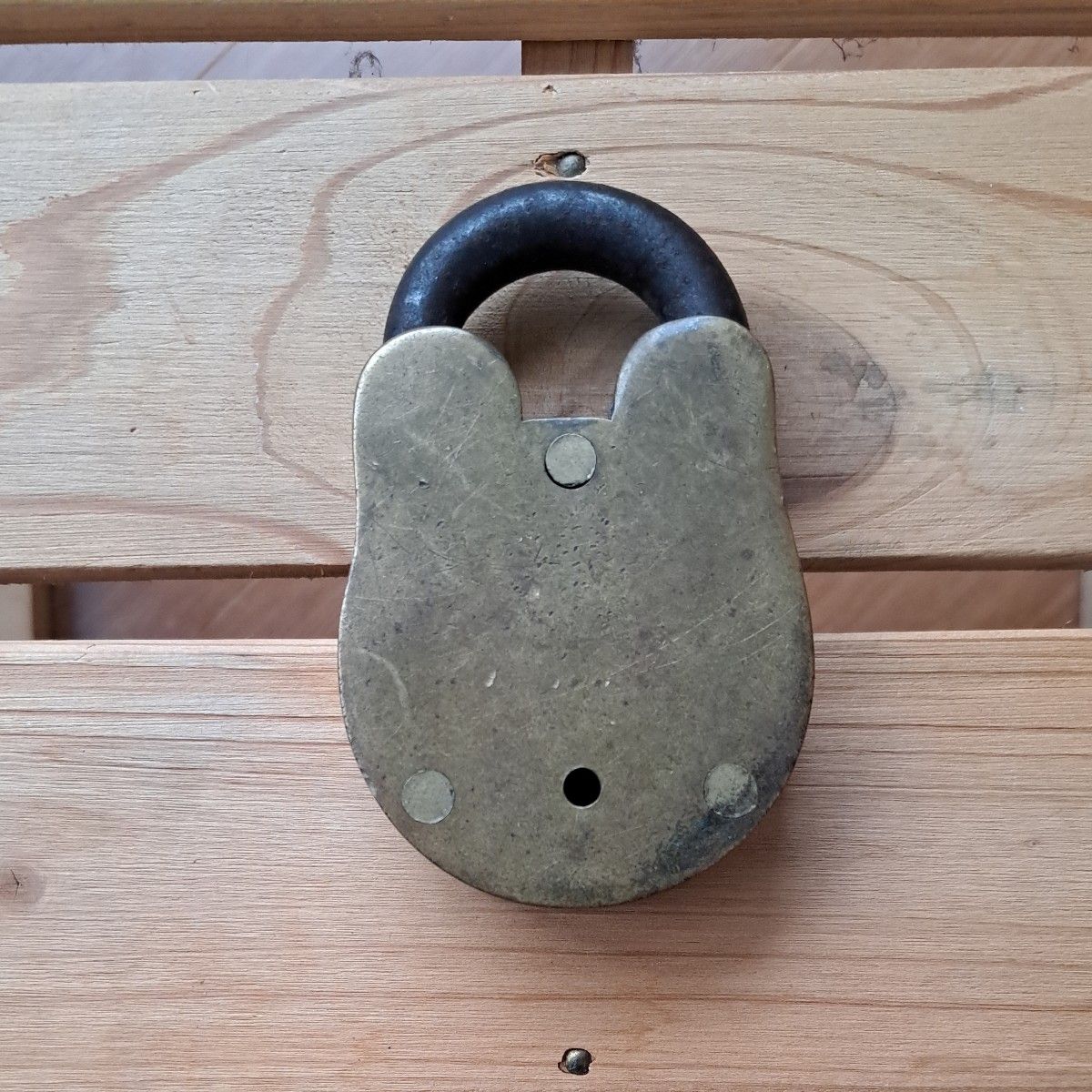 アンティークパドロック　ベア南京錠　クマ型パドロック　熊　錠前　古い鍵　ビンテージ