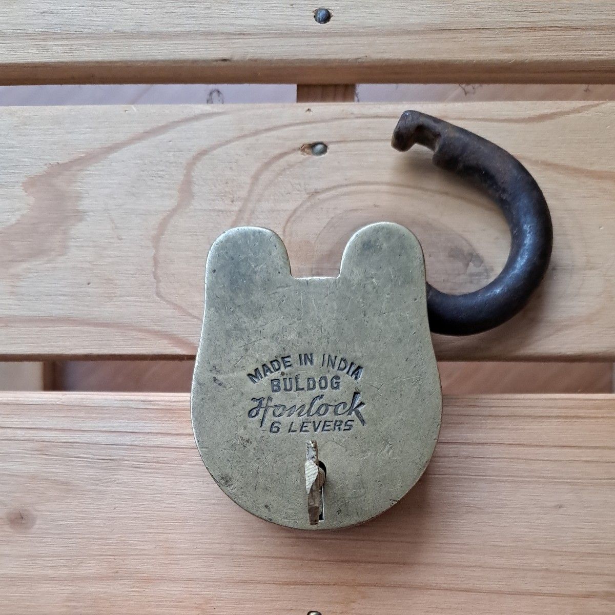 アンティークパドロック　ベア南京錠　クマ型パドロック　熊　錠前　古い鍵　ビンテージ