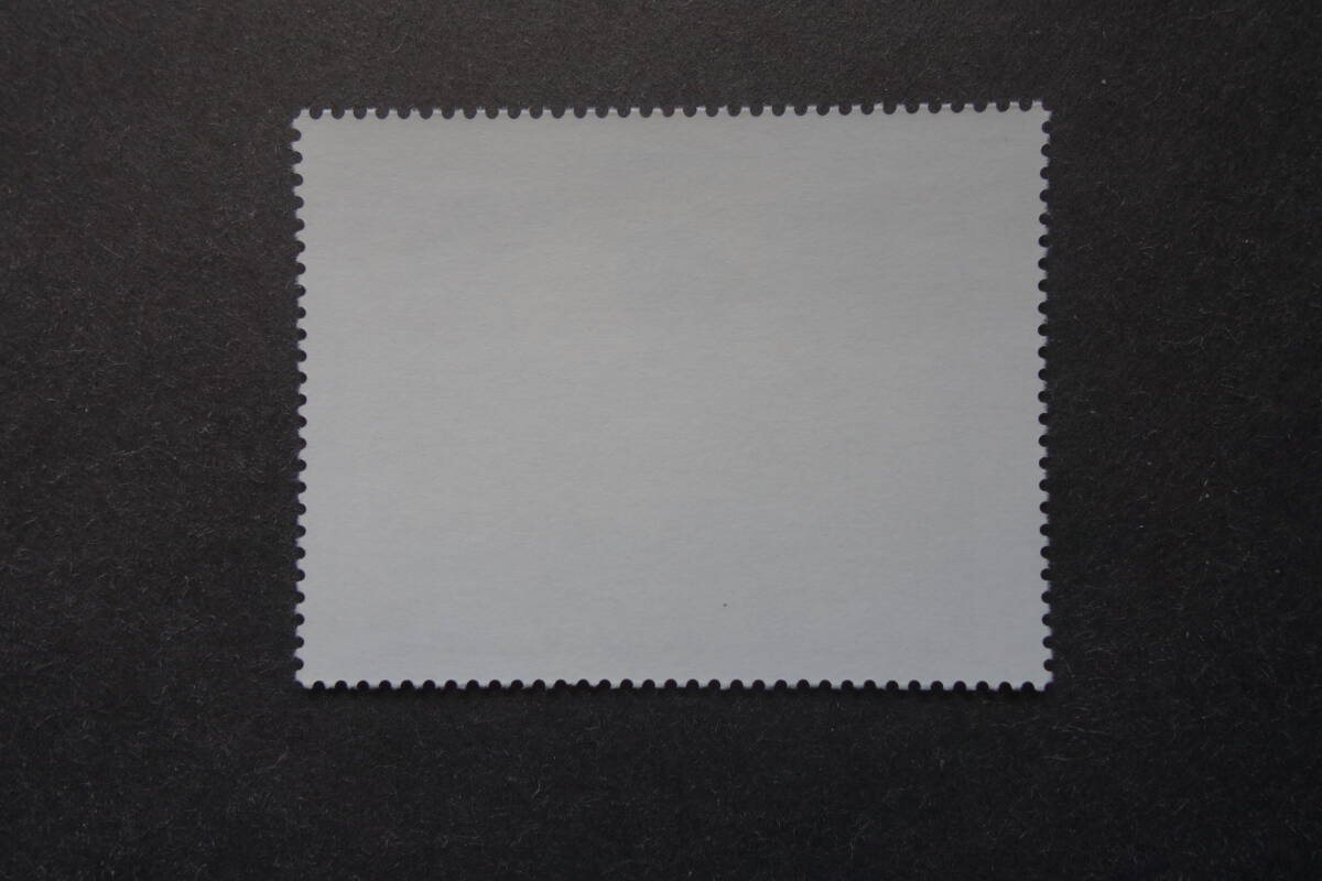 外国切手： 仏領ポリネシア切手「（画家）ポール・ゴーギャン」 〈3人のタヒチ人〉 1種 未使用_画像2