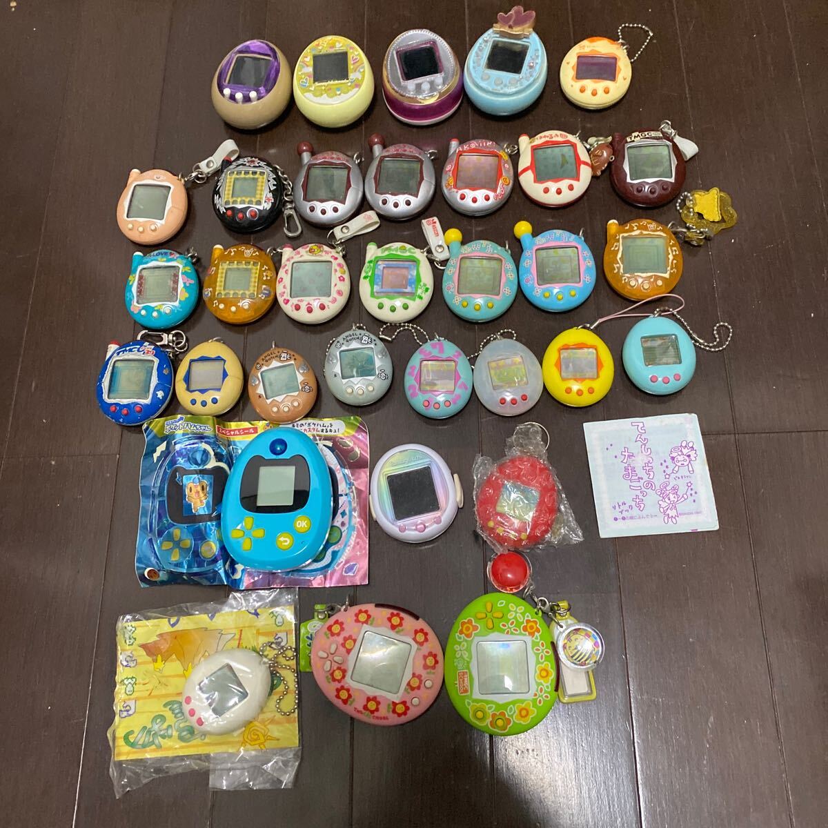 Yahoo!オークション - BANDAI バンダイ たまごっち 携帯ゲーム Yahoo!オークション - BANDAI バンダイ たまごっち 携帯ゲーム