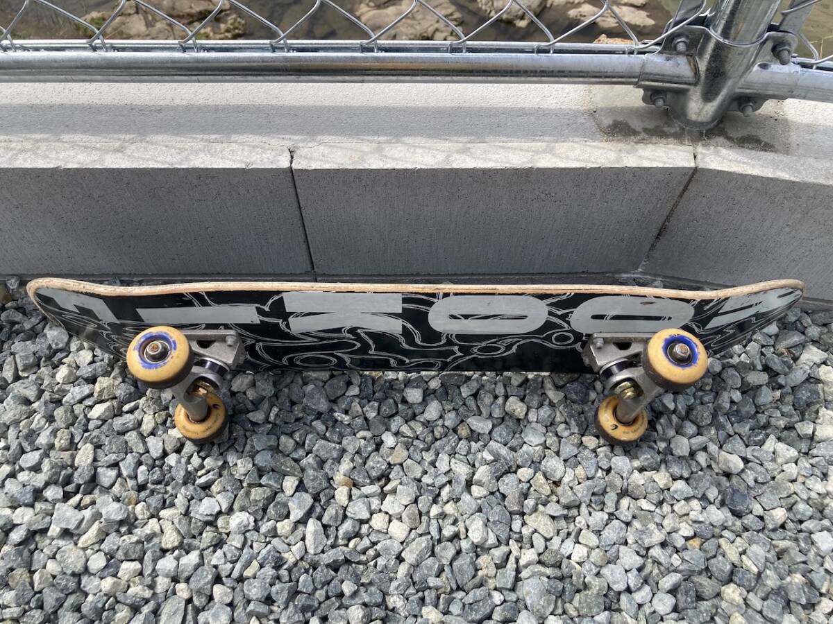 安い割引 ROOKIE NYC ルーキー USED コンプリートデッキ SKATEBOARDS 完成品、コンプリートセット