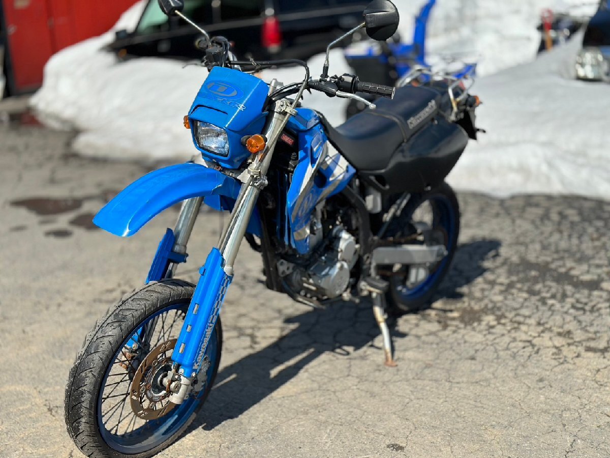 ●始動OK! 圧縮OK! Kawasaki カワサキ Dトラッカー LX250E D-TRACKER 2001年製 LX250DE モタード BLUE ディートラ 札幌発の画像1