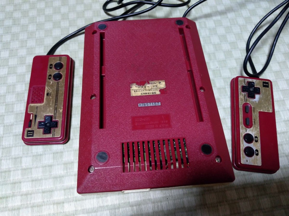 ファミコン本体 任天堂 Nintendo ファミリーコンピューター HVC-001 FC famicom