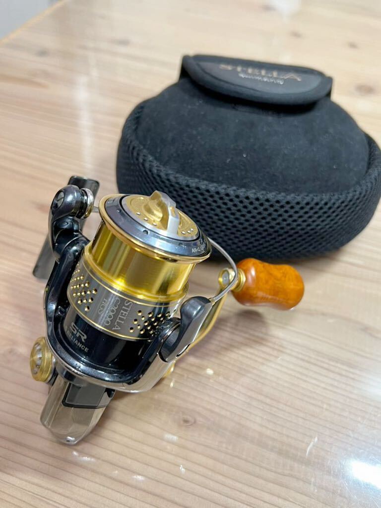 SHIMANO　10ステラ　C2000hgs 夢屋花梨ノブ　STELLA 動作巻感良好_画像1