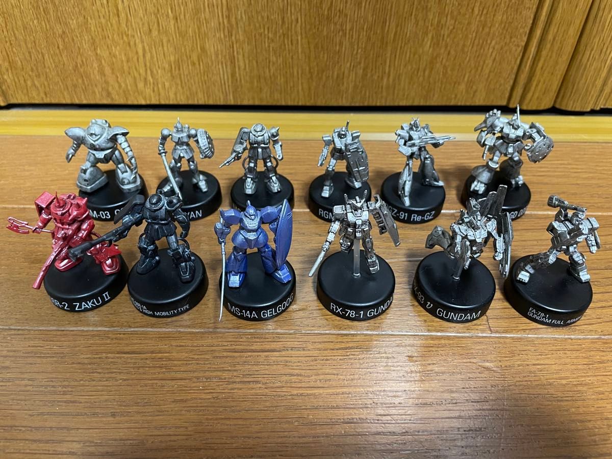 ガンダム ミニフィギュア 12個セット レアカラー ミニフィギュア ガンダム ミニフィギュア 12個セット レアカラー ミニフィギュア