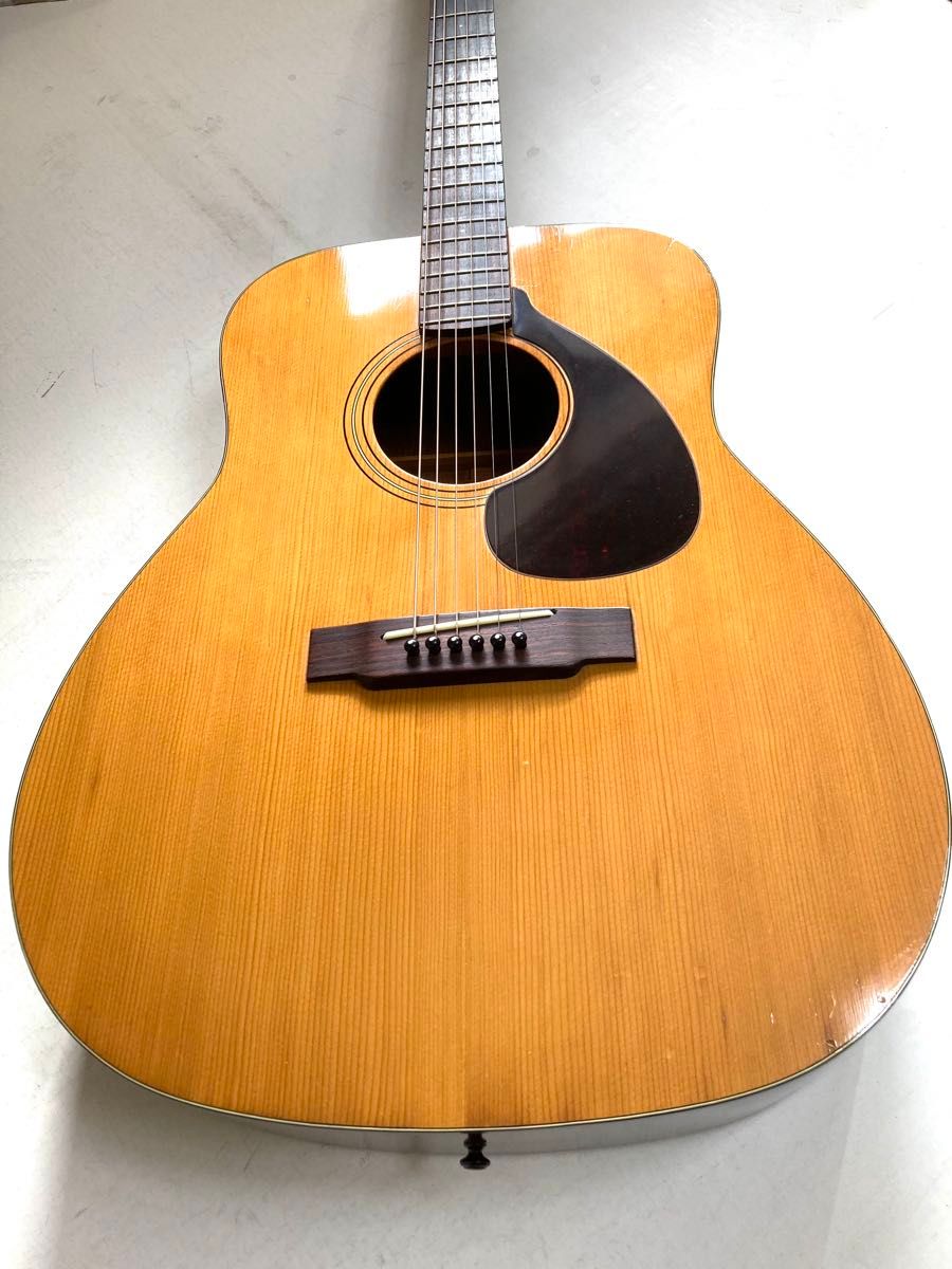 YAMAHA FG-140 アコースティックギター　赤ラベル　ハードケース付き