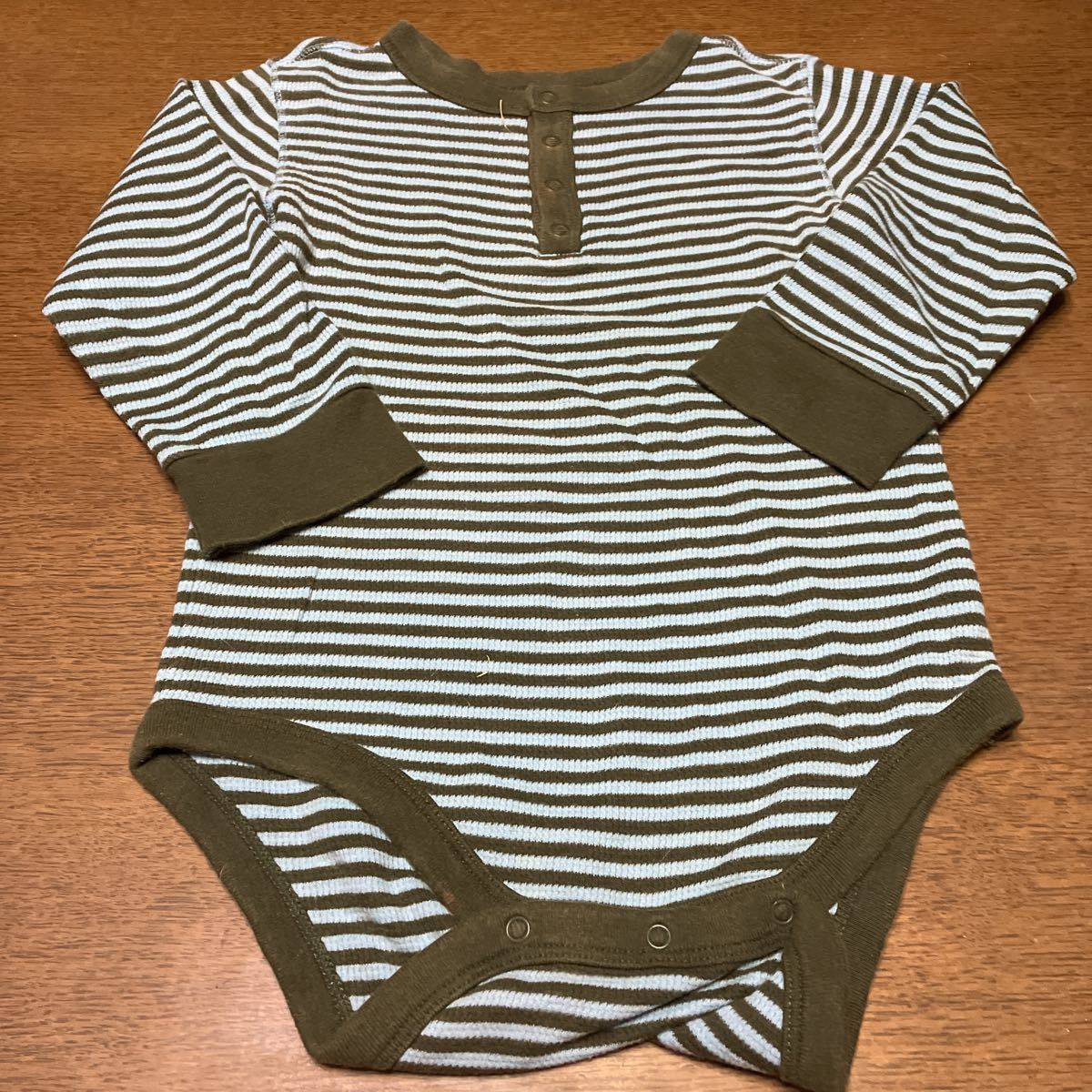 子供服　babyGap 長袖ロンパース 90_画像1