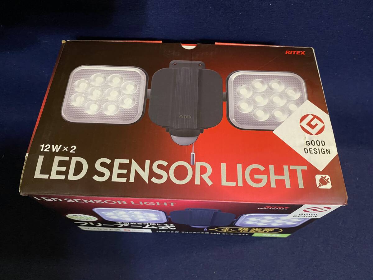 未使用保管品 RITEX LED センサーライト LED-AC2024（12W × 2灯）フリーアーム式 コンセント式 株式会社ムサシの画像2