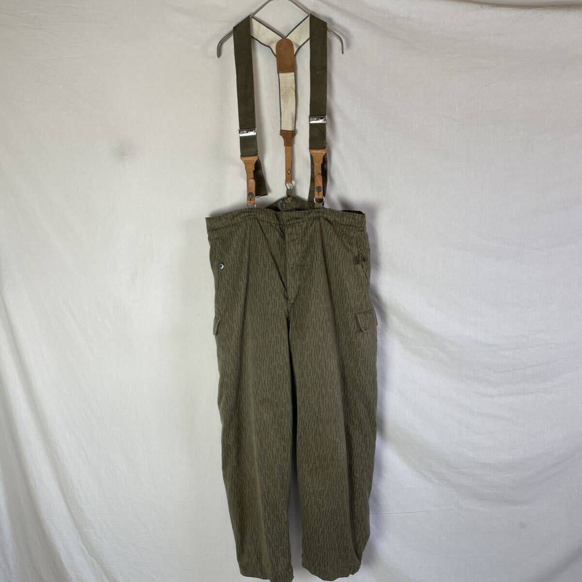  East Germany army rain Drop duck pants with cotton military camouflage old clothes suspenders attaching 