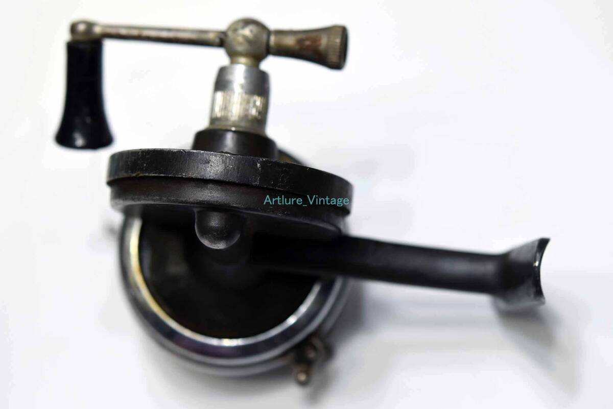 AIREX BACHE BROWN MASTER REEL MODEL 3 USA SPINNING REEL AX06-307 VINTAGE REEL,　OLD REEL,　HISTRICAL REEL ビンテージリール_画像3