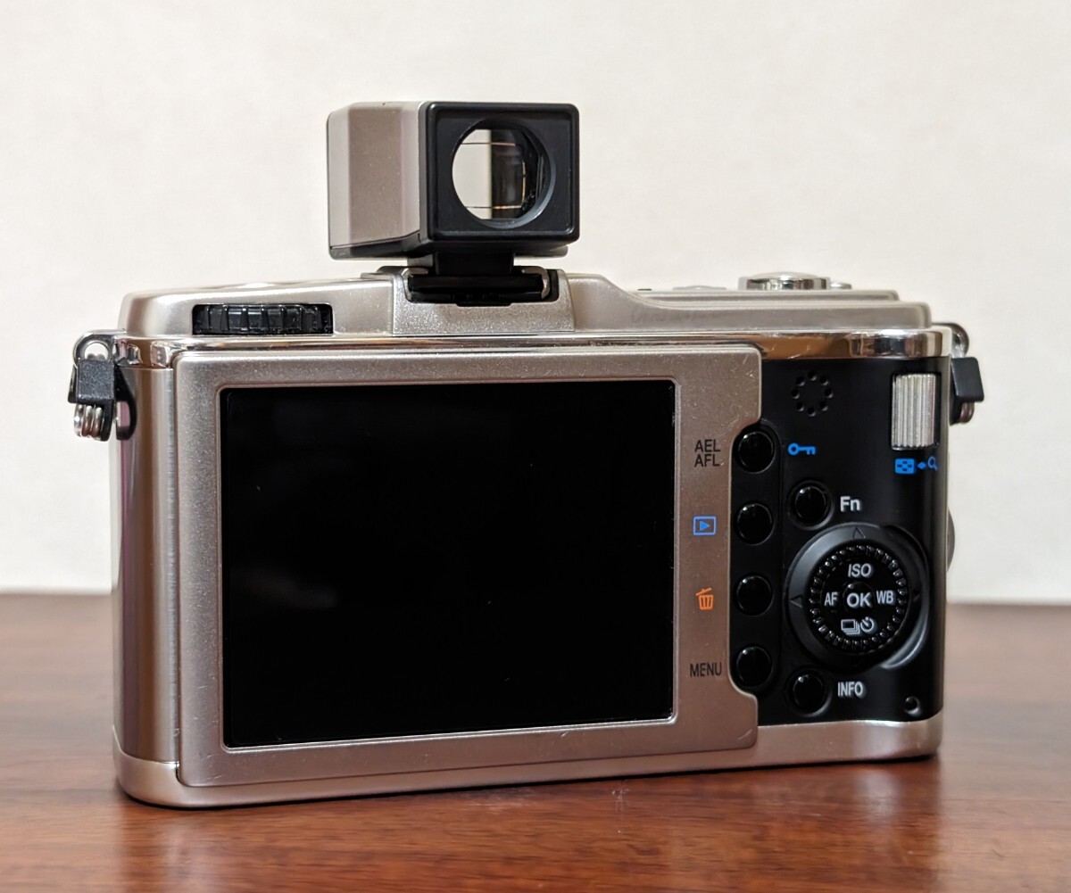 OLYMPUS PEN e-p1 パンケーキレンズキット オリンパス ペン OLYMPUS PEN e-p1 パンケーキレンズキット オリンパス ペン