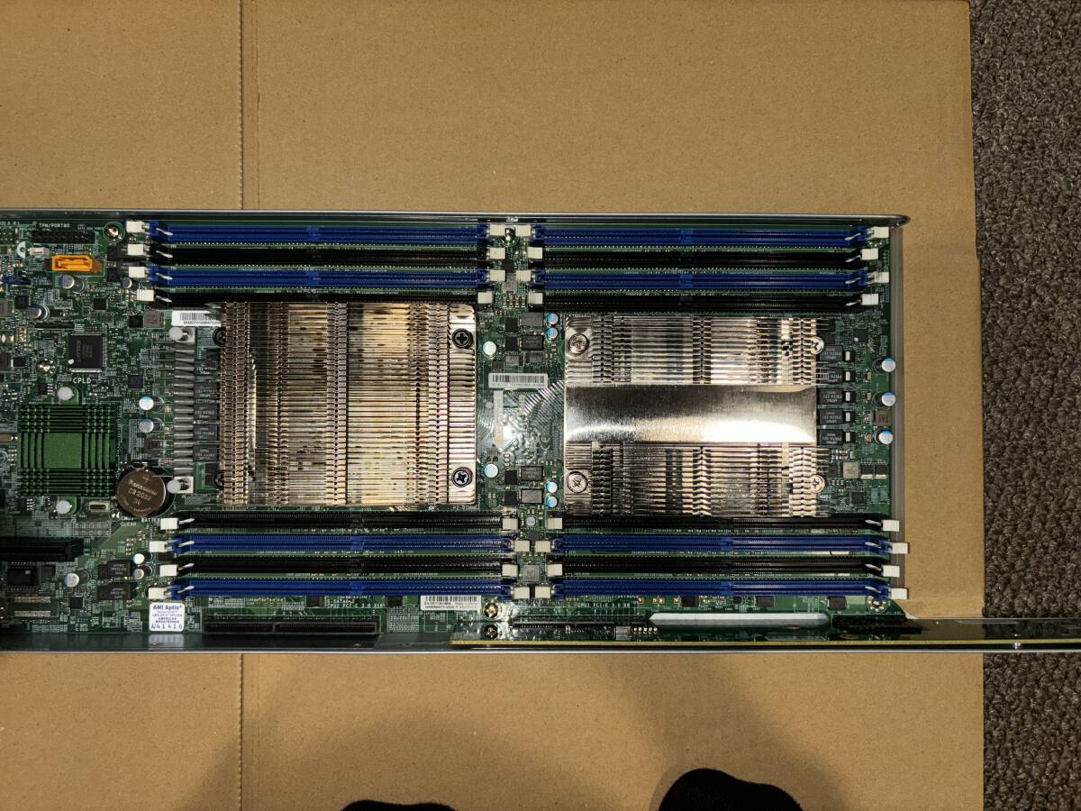 SuperMicro X10DRT-PIBF (Dual LGA2011-3) ベアボーン CPU メモリ無しの画像2