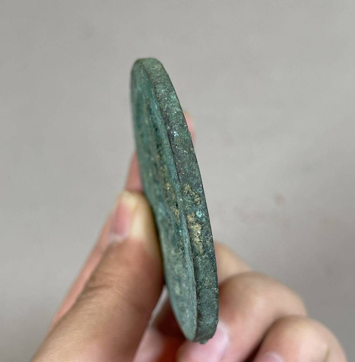 古銭 銅貨 穴銭 咸豊元宝 当千 銅製 銅器 硬貨 時代物の画像3