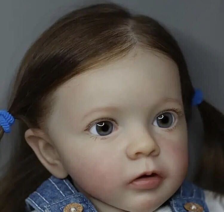 リボーンドール　赤ちゃん人形　ヨーロッパ系女児　60cm シリコンビニール四肢　ソフトボディー　ハンドメイド　手仕上げ_画像2