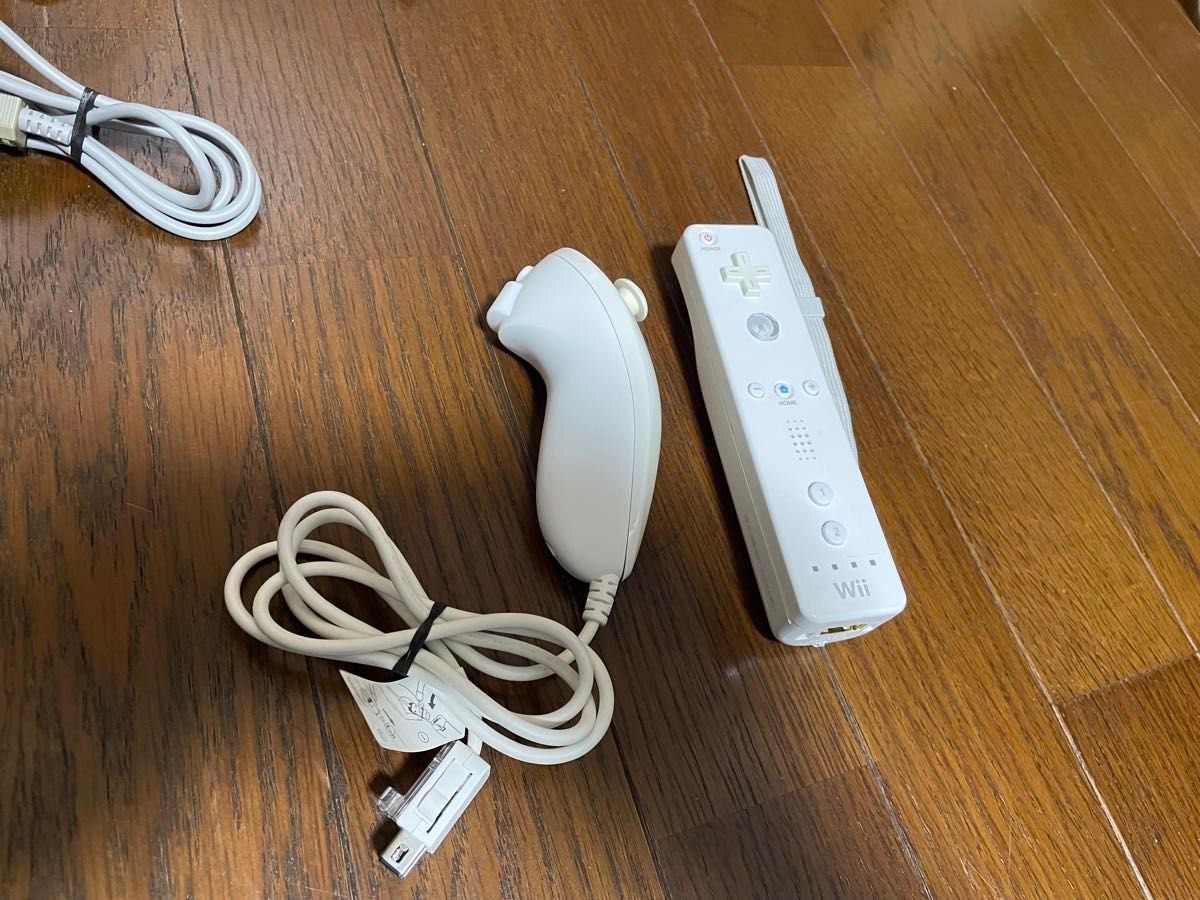 wii 本体一式　内蔵ソフトあり