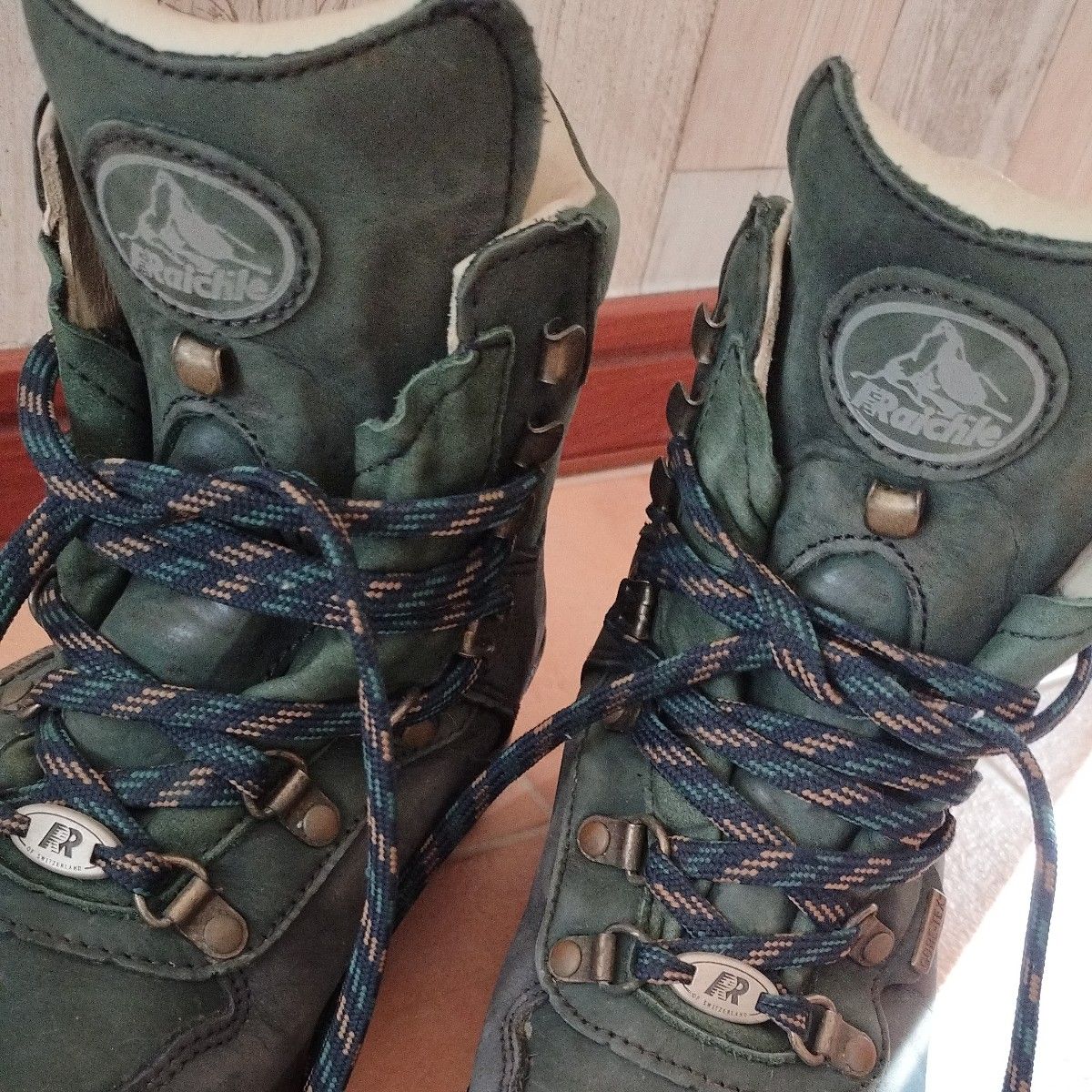 登山靴　登山ブーツ　23.5cm  Raichle  ライケル　ゴアテックス   スイス　made in ハンガリー
