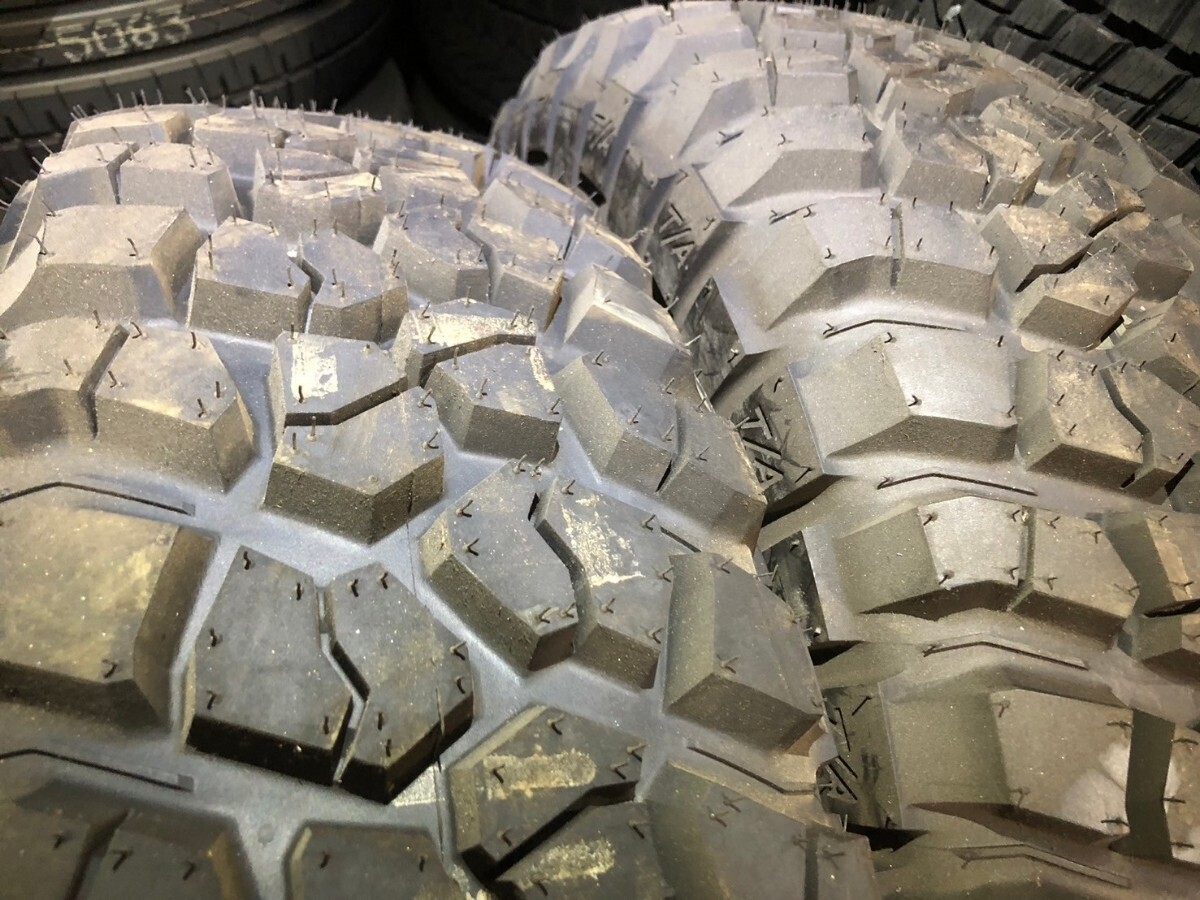 希少人気銘柄★BFGoodrich KM2★245/75R16★マッドテレーンT/A★グッドリッチ★2本新品未使用★京都府南部出品★手渡し相談可能_画像6