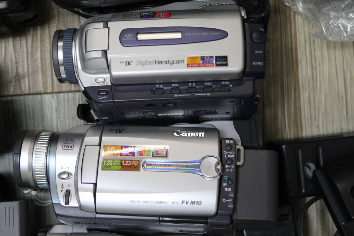 １６ ビデオカメラまとめ Hitachi panasonic nv-DS200 sony DCR-TRV18 canon FVM10 FV200 handycam の画像4