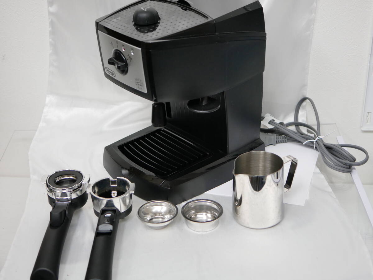 中古 DeLonghi デロンギ　エスプレッソ・カプチーノメーカー EC152_画像2