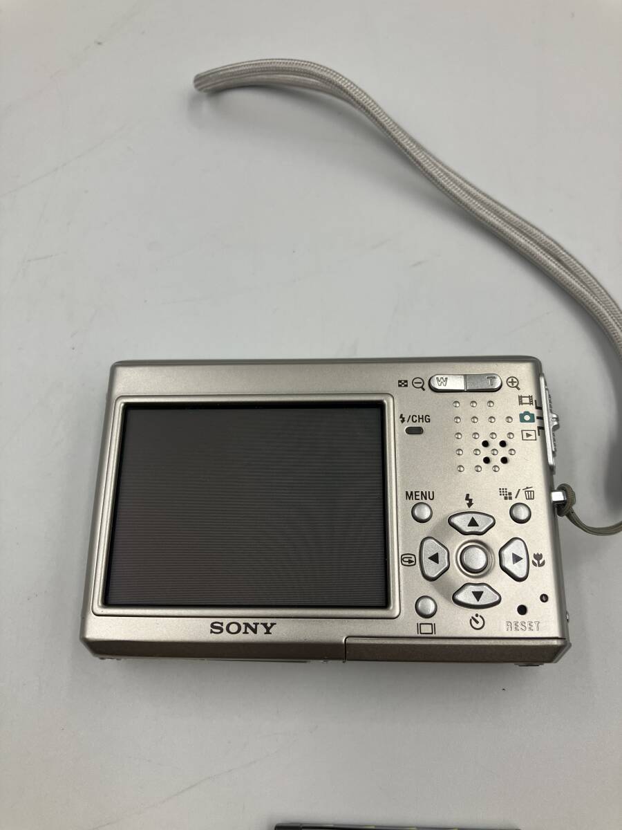 1円～/SONY/ソニー/Cyber-shot/サイバーショット/DSC-T1/デジカメ/デジタルカメラ/ジャンク 動作未確認 現状品 中古品 _画像3