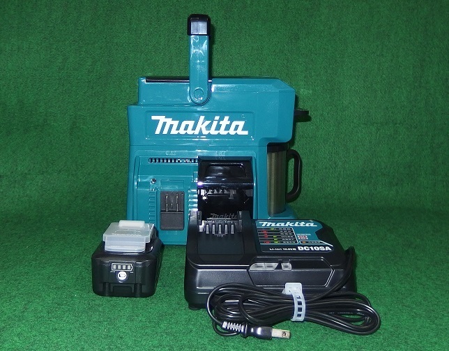 ①新品 マキタ CM501DZ+BL1040B+DC10SA 充電式コーヒーメーカー 青 10.8Vバッテリ 充電器セット 新品