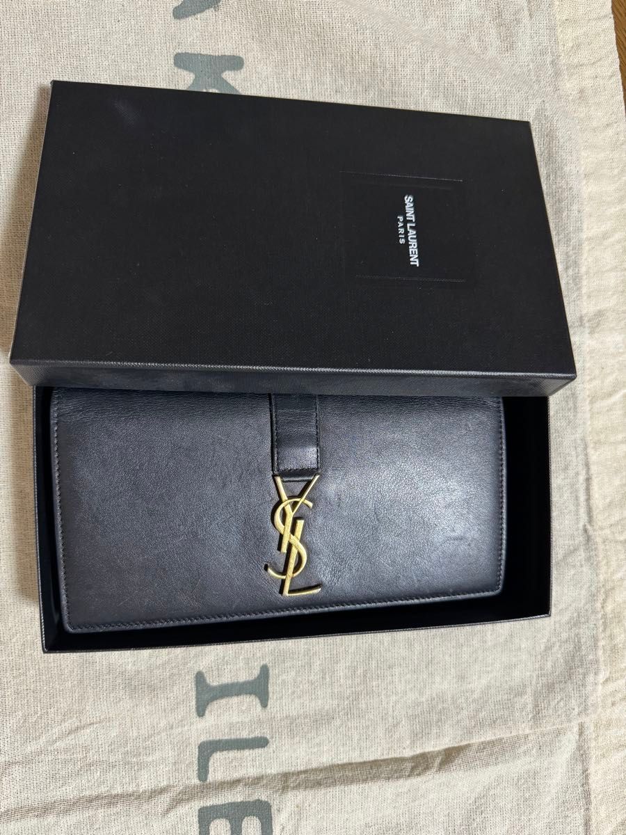 SAINTLAURENT PARIS サンローランパリ 長財布　レディース　早い者勝ち