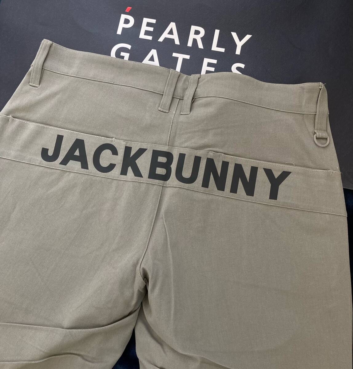 新品 パーリーゲイツ ジャックバニー 2WAYストレッチパンツ(7)サイズ3L/ベージュ PEARLY GATES JACK BUNNY 2024年最新モデル_画像1