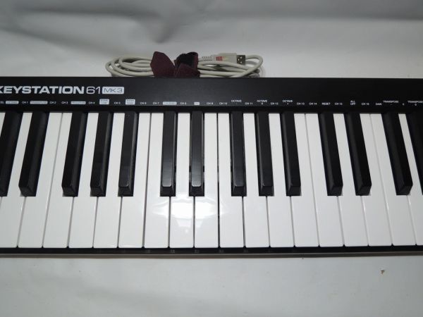 M-AUDIO エムオーディオ KEYSTATION 61 MK3 MIDIキーボード USBケーブル付き 0305の画像3