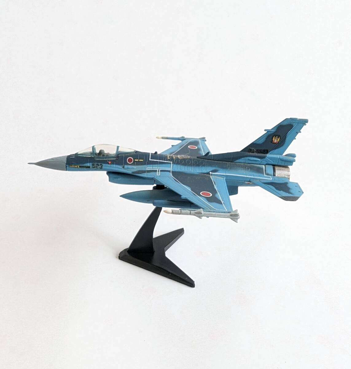 エフトイズ 1/144 F-2A 航空自衛隊 完成品_画像3