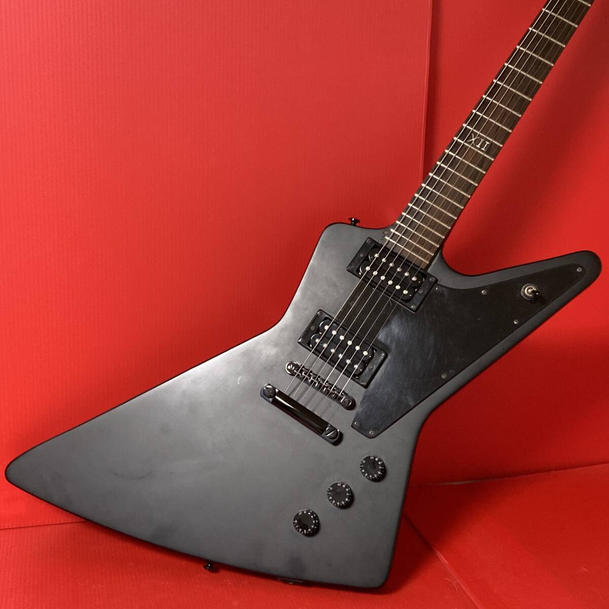 1円～ Epiphone by Gibson GOTHIC EXPLORER エピフォン エクスプローラー エレキギター 本体 艶消しブラックモデル 変形 楽器 器材 現状品の画像2