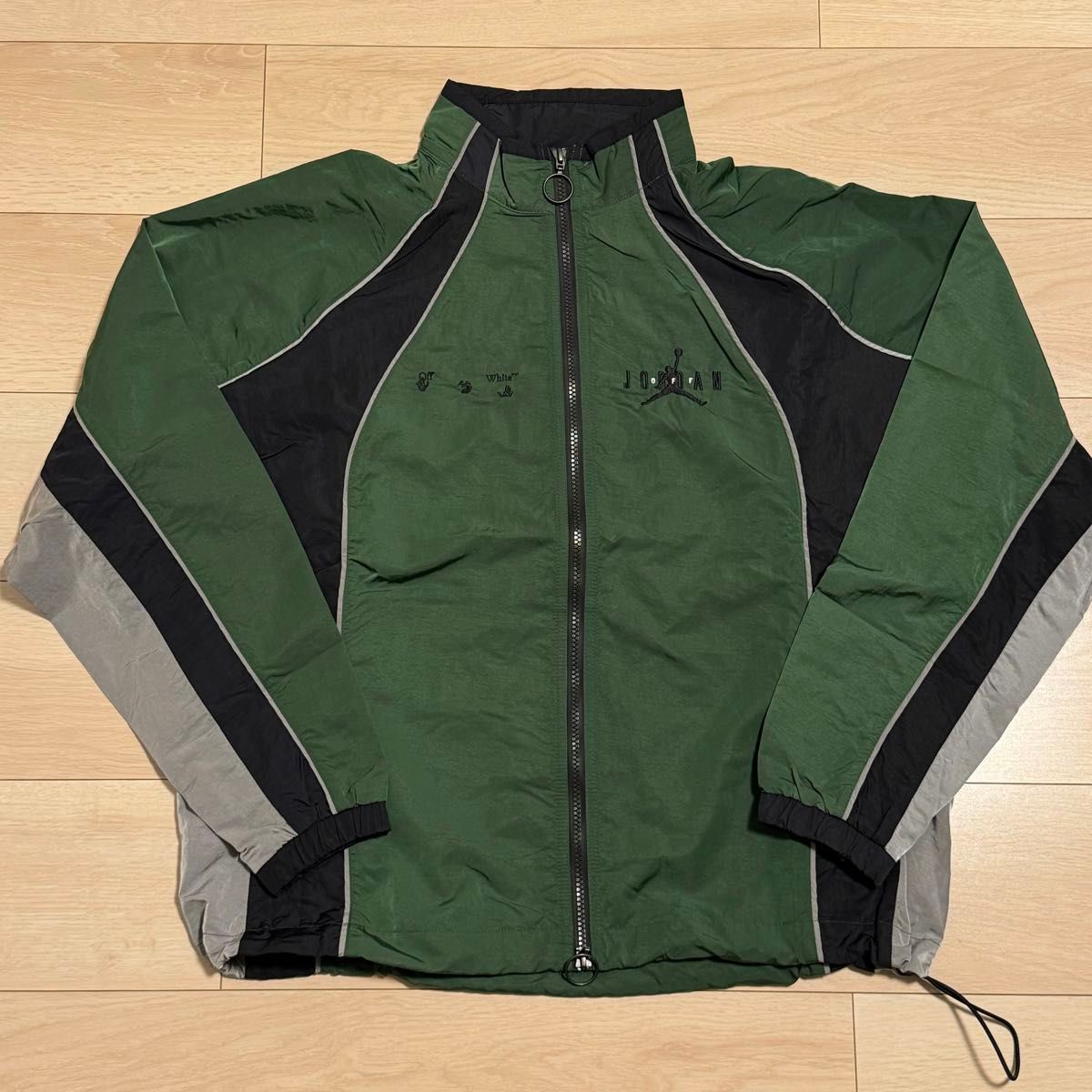 新品 NIKE ナイキ エアジョーダン オフホワイト ナイロン 新品 NIKE ナイキ エアジョーダン オフホワイト ナイロン