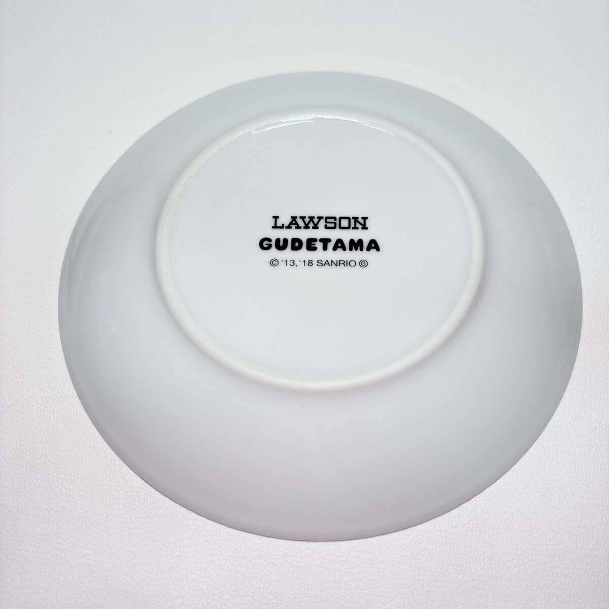 ...# unused #LAWSON×GUDETAMA not for sale .. Tama . plate plate cake plate <2 pieces set >#.. Tama Ai