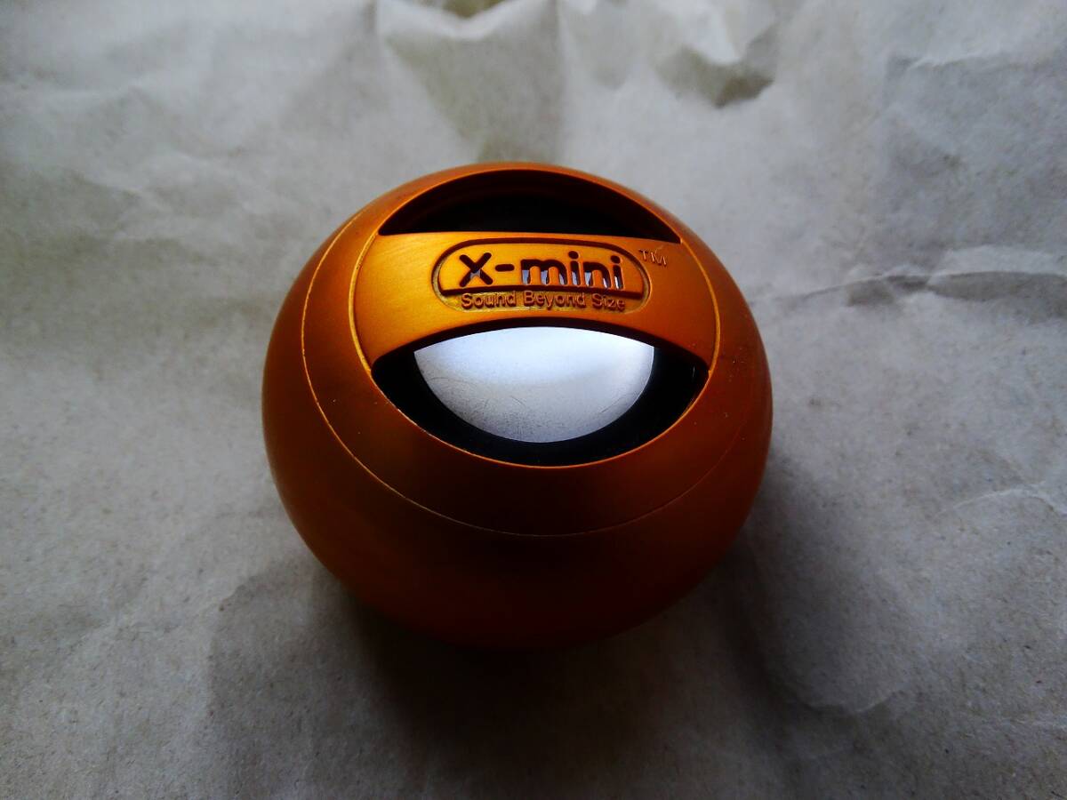 X-Mini II Capsule Speaker Xmini-018 ポータブルスピーカー　XAM4_画像1