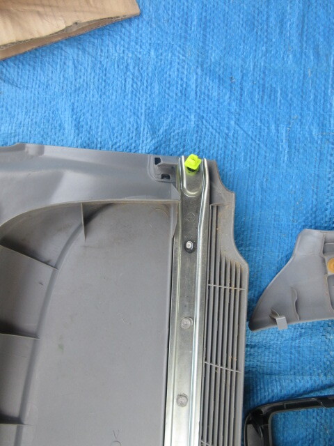 ハイゼットカーゴオーバーヘッドコンソール取りつきビスグロメット付き グレー S321V ゆうパック着払いの画像7