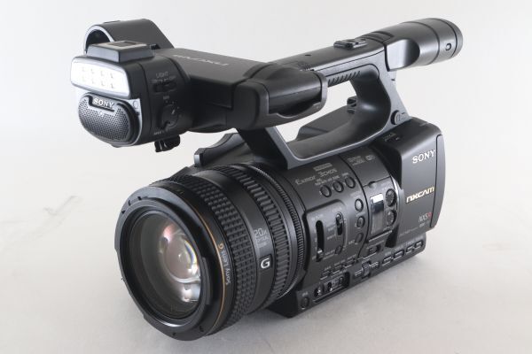 【極美品!!】Sony ソニー NXCAM HXR-NX5R 業務用ビデオカメラ 付属品多数 !!の画像1
