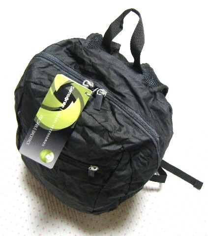 サムソナイト SAMSONITE  Foldable Backpack トラベル用折り畳みバックパック・コンパクトリュック グレー系 サイズ 32×44×15㌢/21Lの画像1