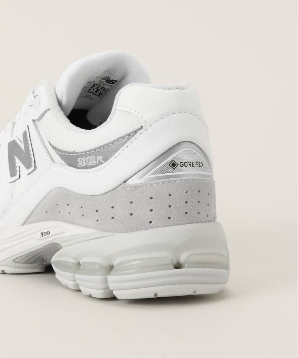 新品】New Balance ニューバランス M2002RXM 23 5 ホワイト GORE 新品】New Balance ニューバランス M2002RXM 23 5 ホワイト GORE