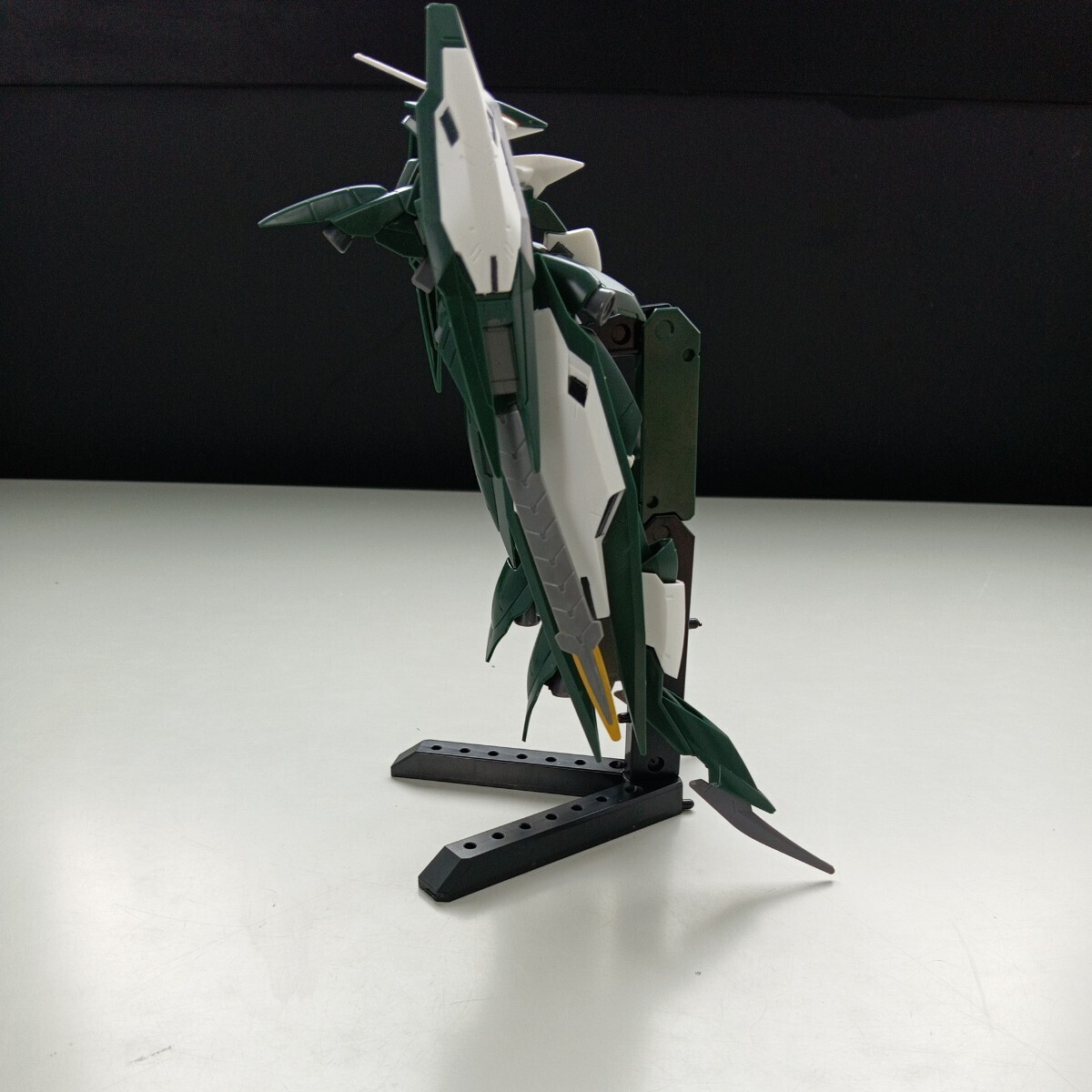 バンダイ HGガンダム 機動戦士ガンダム 鉄血のオルフェンズ 034 レギンレイズジュリア 完成品 プラモデル_画像5