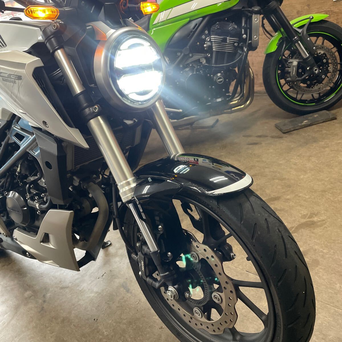 格安スタート売り切ります★超人気車★30000ｋｍ★ CB125R ABS搭載モデル                 検索 JC79 CBR125R CB CBRの画像2