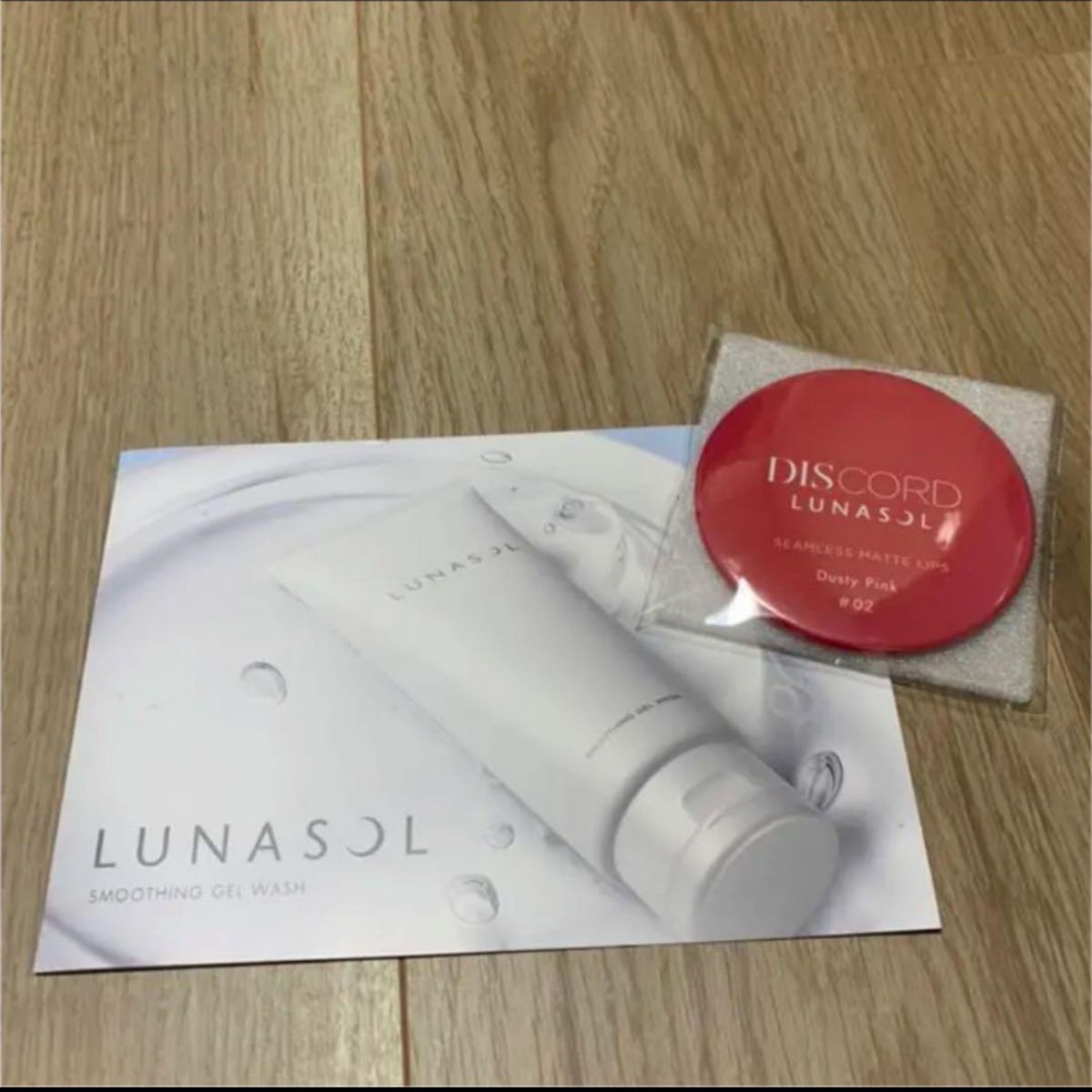 値下げ不可　新品　未使用　限定　未開封　ルナソル  LUNASOL メイク　ミラー　鏡