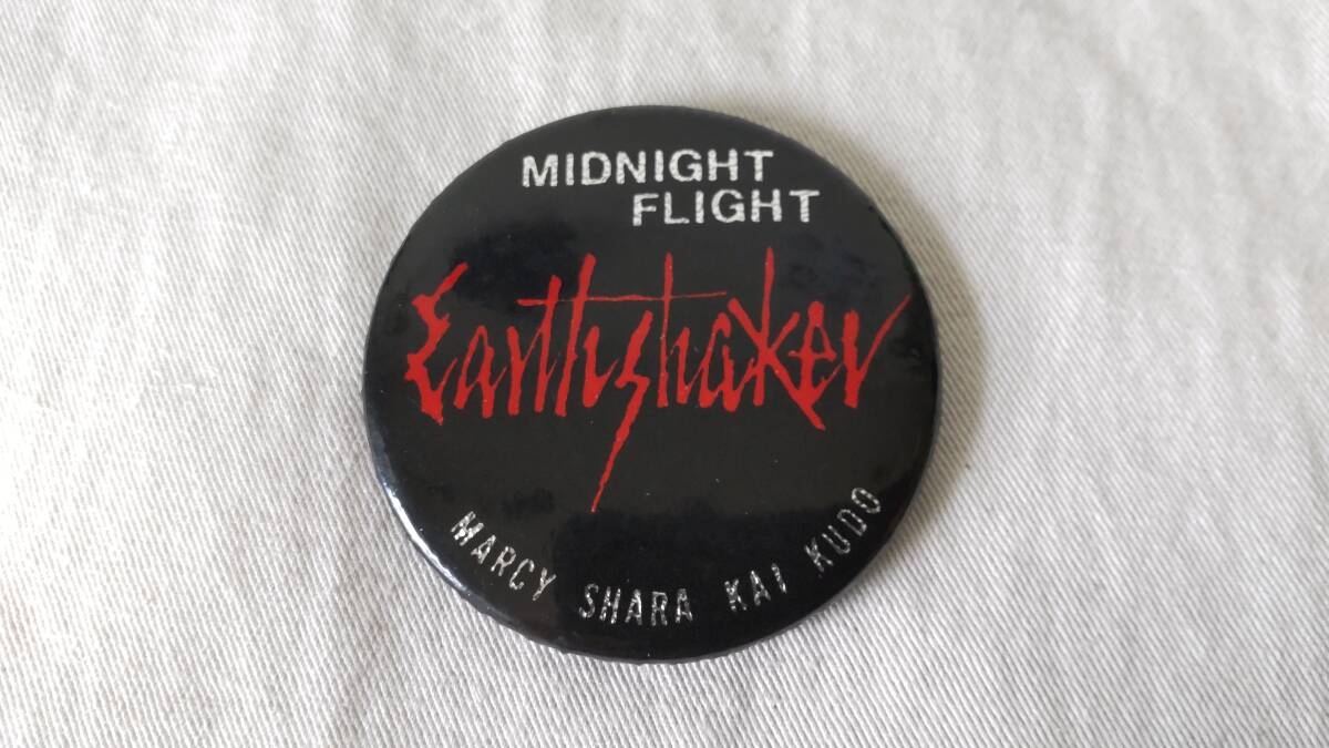 ★中古 EARTHSHAKER 缶バッジ★MIDNIGHT FLIGHT アースシェイカー_画像1