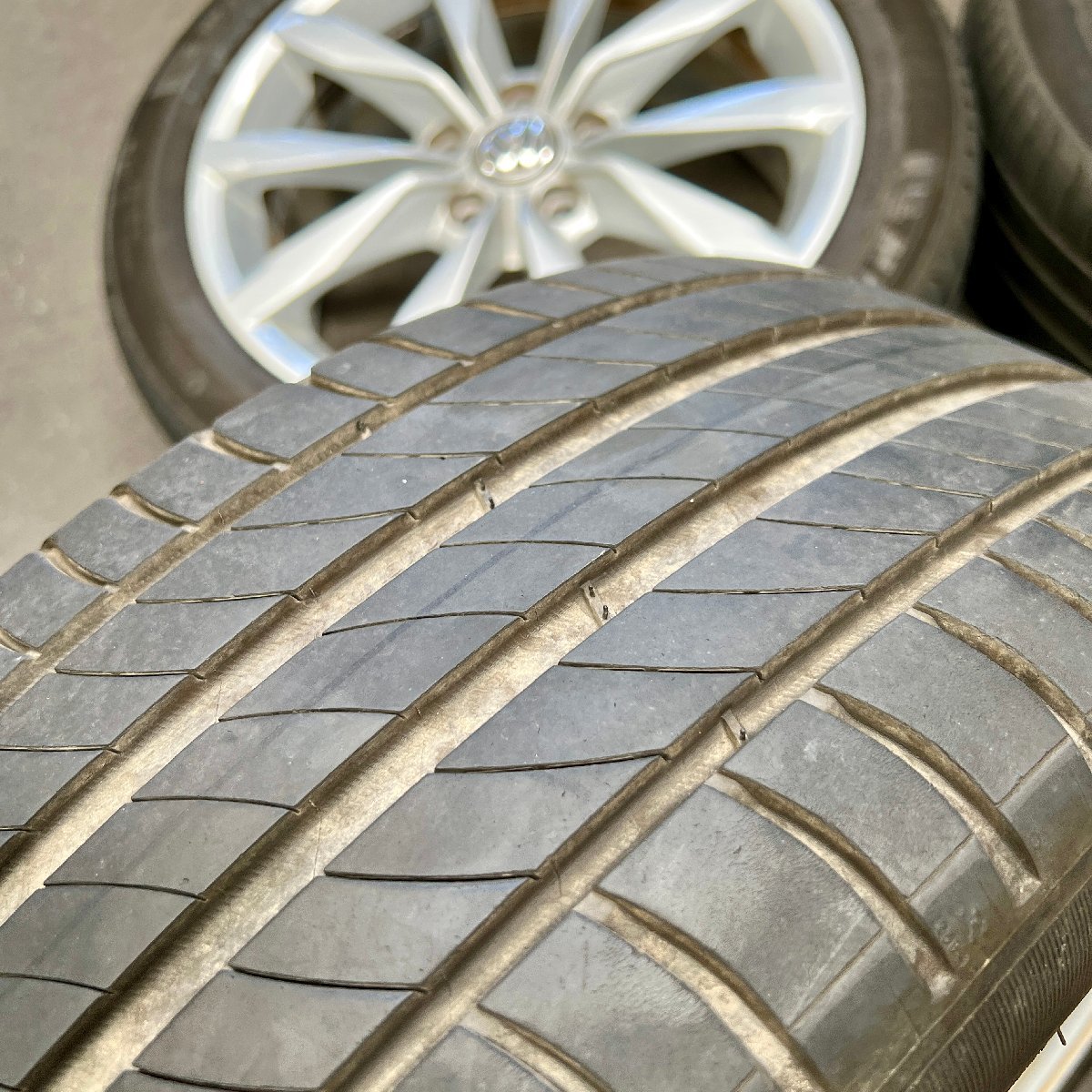 タイヤ付き純正ホイール4本セット ゴルフ7 AUCPT 5G0601025 17×7.0J +49 112 5穴 225/45R17 2019年製 3ミリの画像10