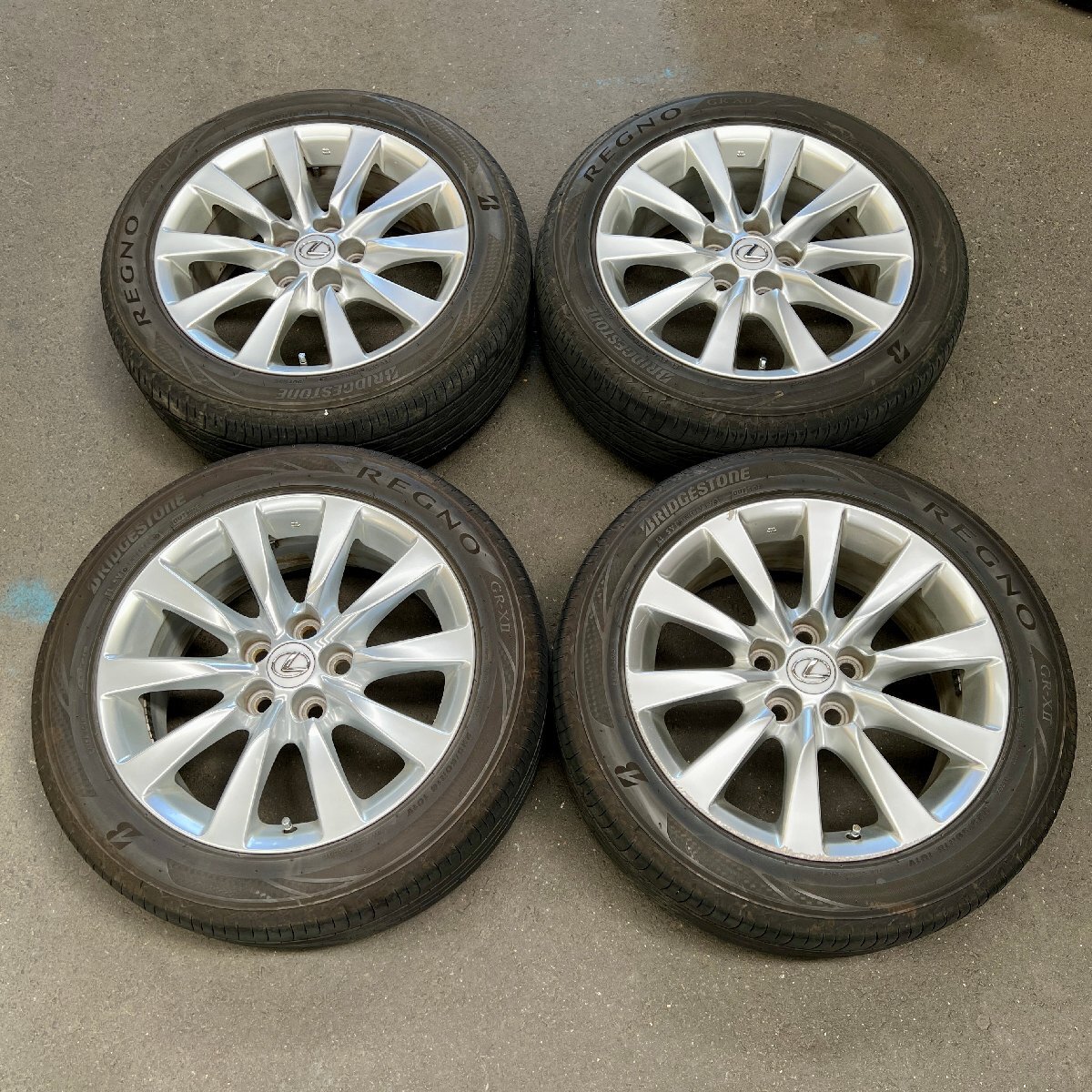 タイヤ付き純正ホイール4本セット レクサスLS600h UVF40 18×7 1/2J +32 120 5穴 235/50R18 2019年製 4・5ミリの画像1