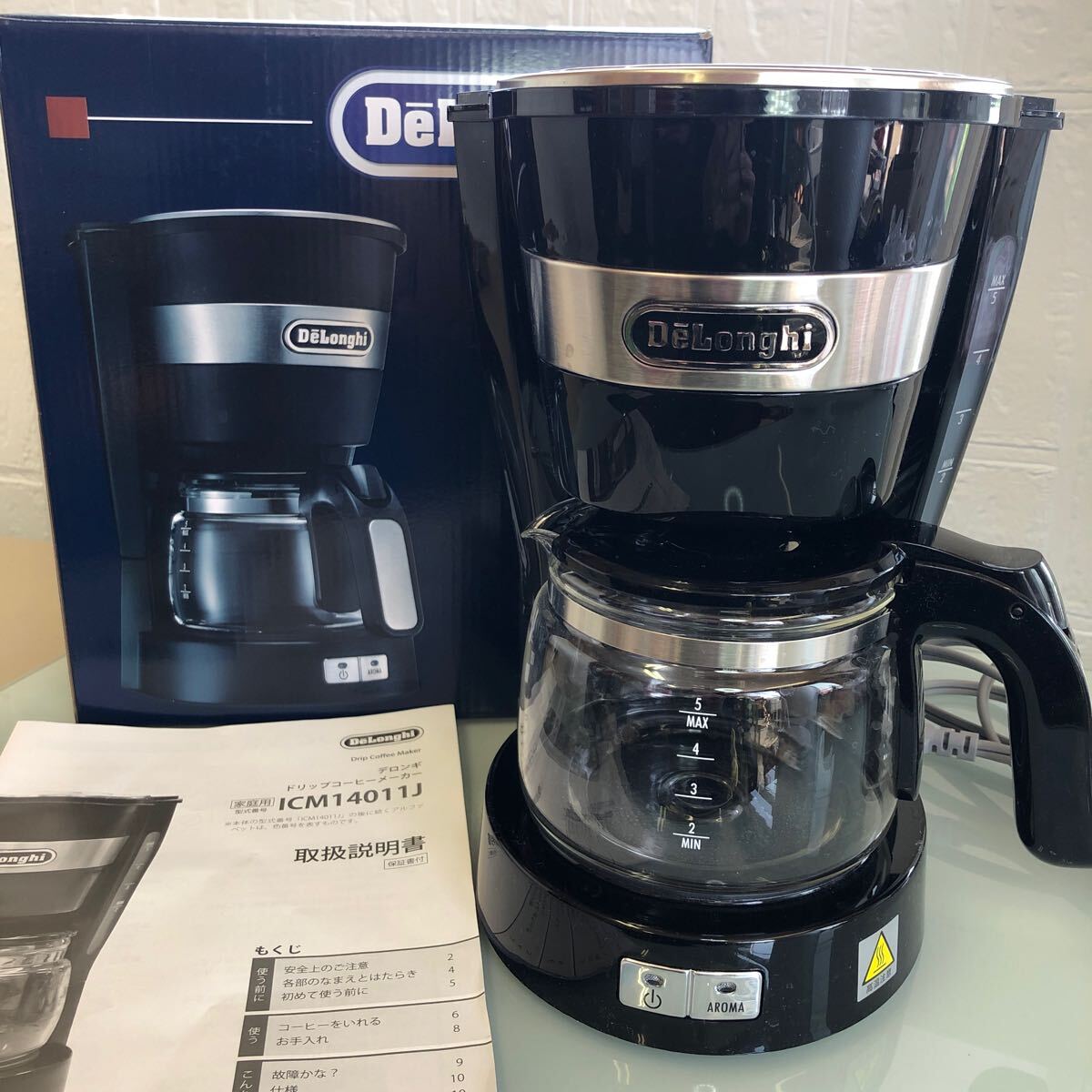 デロンギ ドリップコーヒーメーカー ICM14011J 家庭用 黒 ドリップ式 DeLonghi 説明書付 箱付 美品 ラスト1点 動作確認OKの画像1