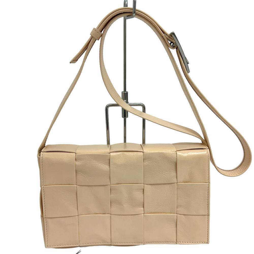 BOTTEGAVENETA/ボッテガヴェネタ カセットイントレチャート 667298 ショルダーバッグ レザー ピンクベージュ レディース_画像1