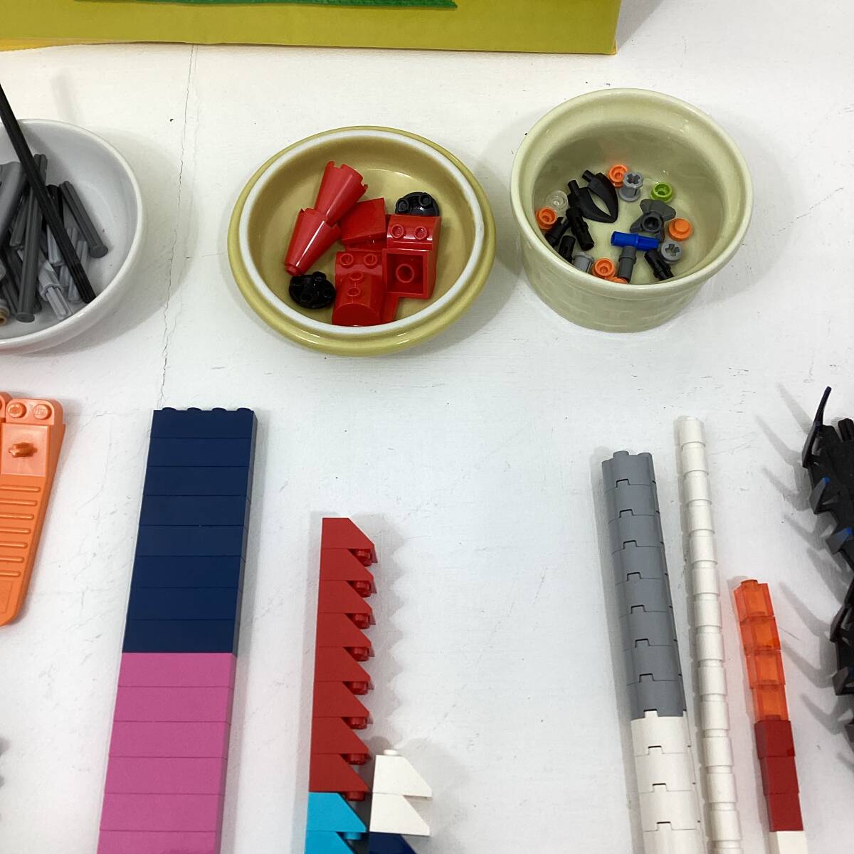 LEGO レゴパーツまとめ売り 部品 Hero Factory Von Nebula 7145含 パーツ取り用 アレンジ 自作パーツ 【H864】_画像4