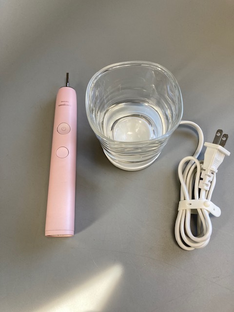 ■□236 Philips フィリップス sonicare　電動歯ブラシ HX991P 　替え歯ブラシなし　ジャンク品□■_画像3